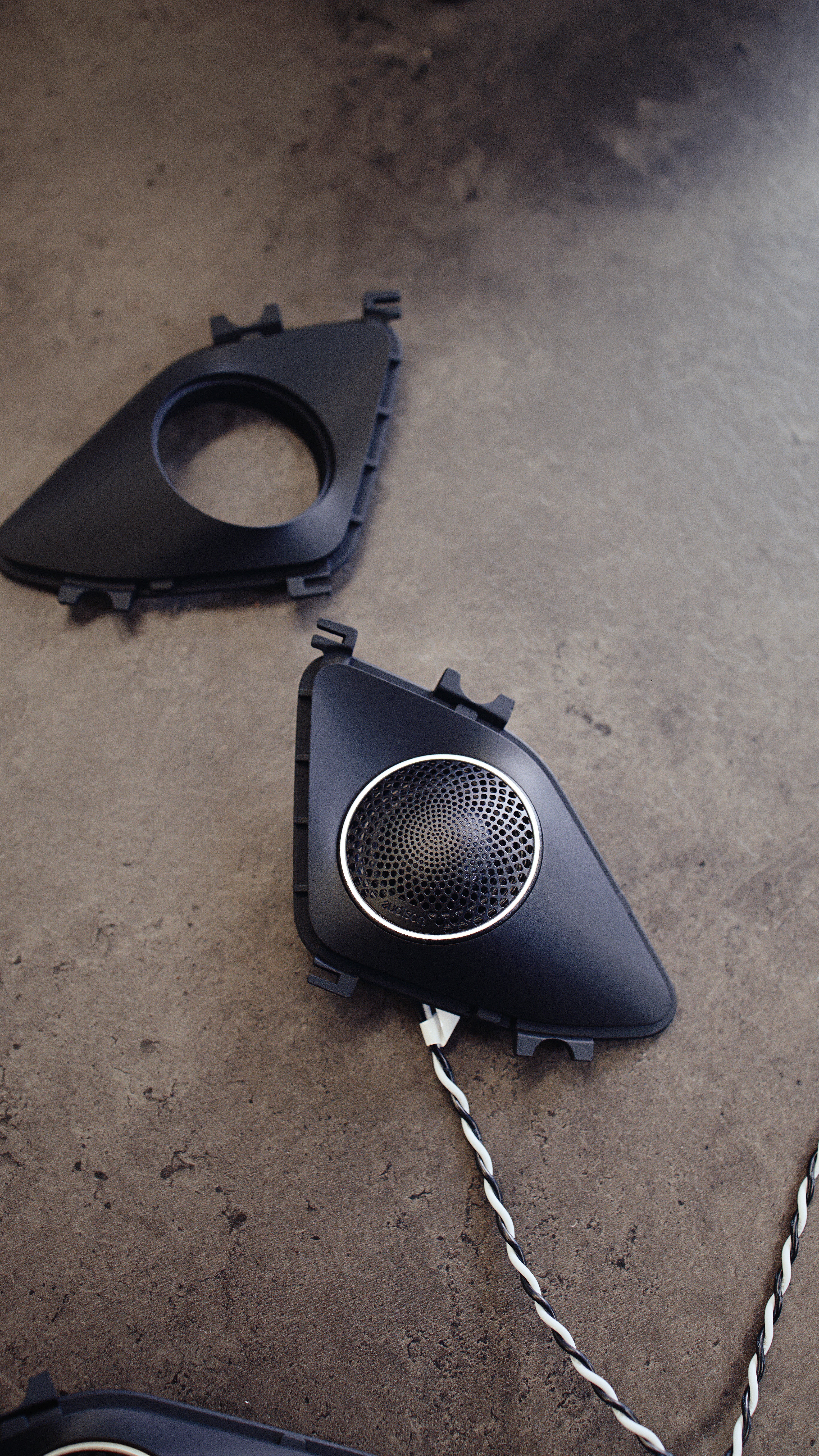 VW T6 & T6.1 Tweeter Adapters For Audison Voce 1.1 II 28mm Tweeters